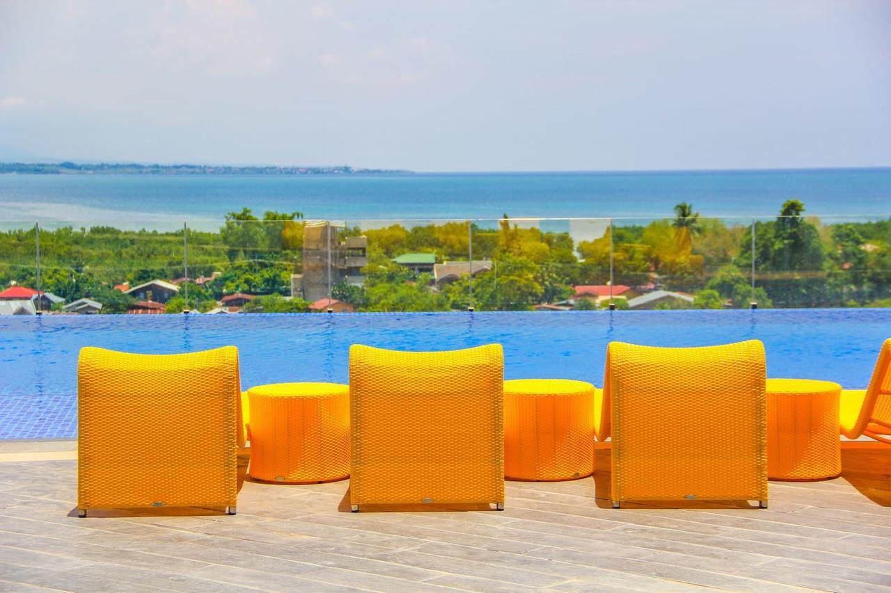 Mactan Newtown Cebu Affordable Suite! Lapu-Lapu City Eksteriør billede