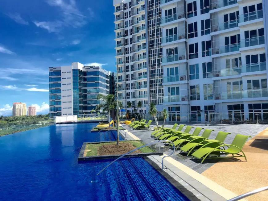 Mactan Newtown Cebu Affordable Suite! Lapu-Lapu City Eksteriør billede